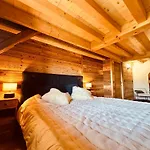 Authentique Cosy Dominant Le Plateau De Solaison Chalet