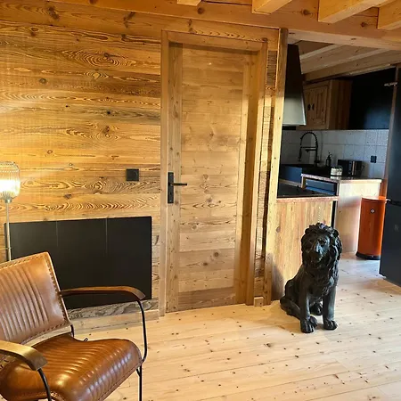 シャレー Authentique Cosy Dominant Le Plateau De Solaison
